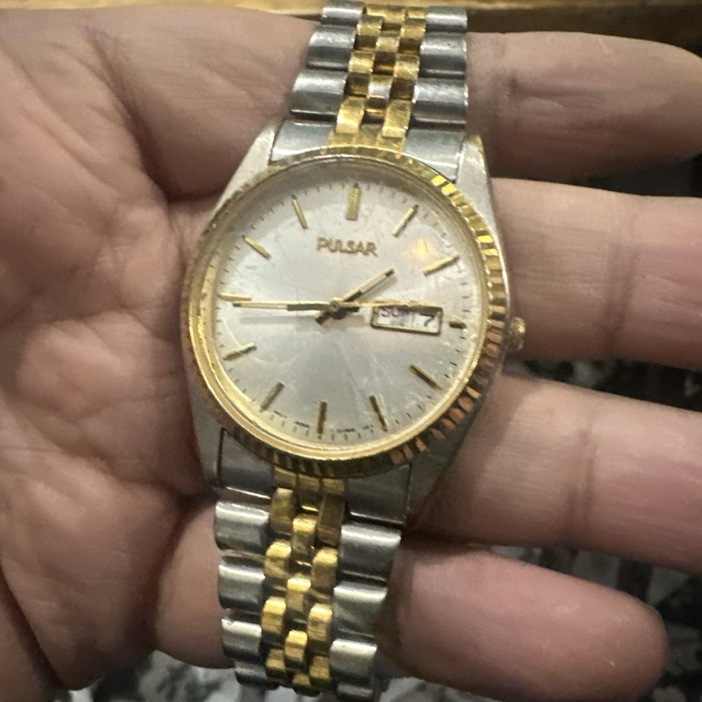 Works Pulsar Mens Watch 35mm Two Tone Day Date V733-8A60 - DAY/DATE Issue